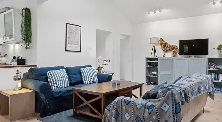 Skønt sommerhus i privat have tæt på stranden