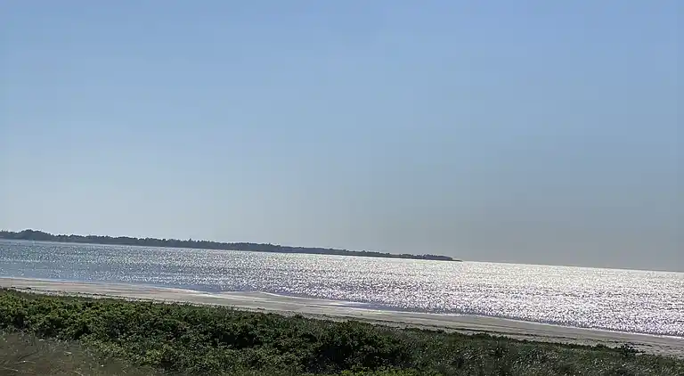 Hygge og ro i nænsomt renoveret sommeridyl