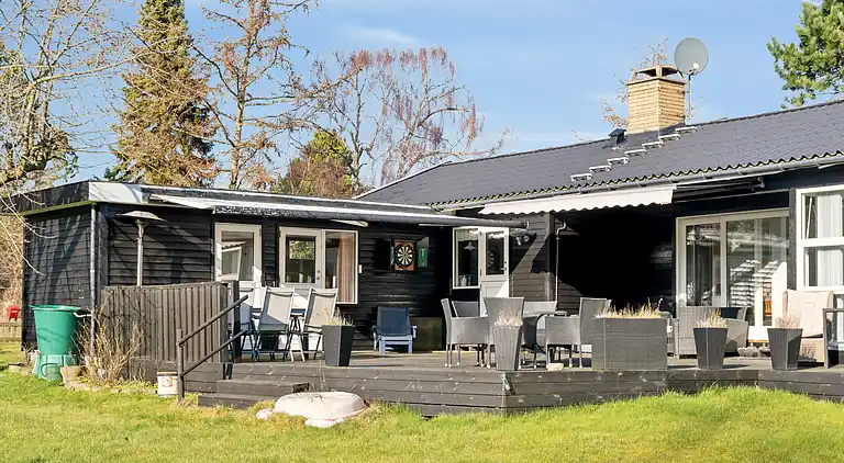 Gemütliches Ferienhaus nur 500 m zum strand