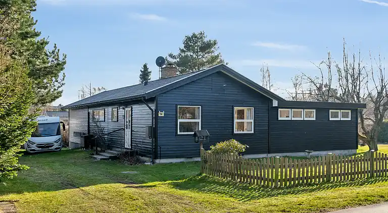 Gemütliches Ferienhaus nur 500 m zum strand