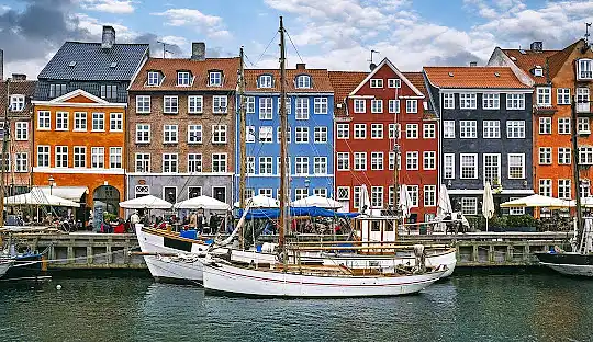 Sommerhus i idylliske kystområde