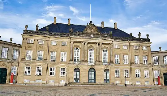 Sommerhus i idylliske kystområde