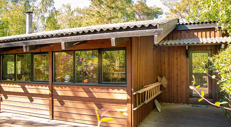 Architect‑designed 1976 summer house near beach