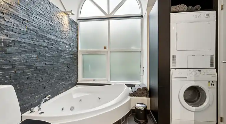 Lækkert sommerhus med panoramaudsigt og udespa