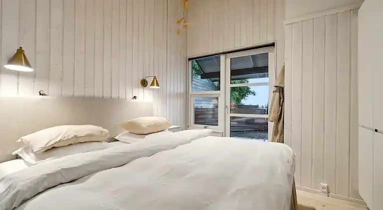 Lækkert sommerhus med panoramaudsigt og udespa