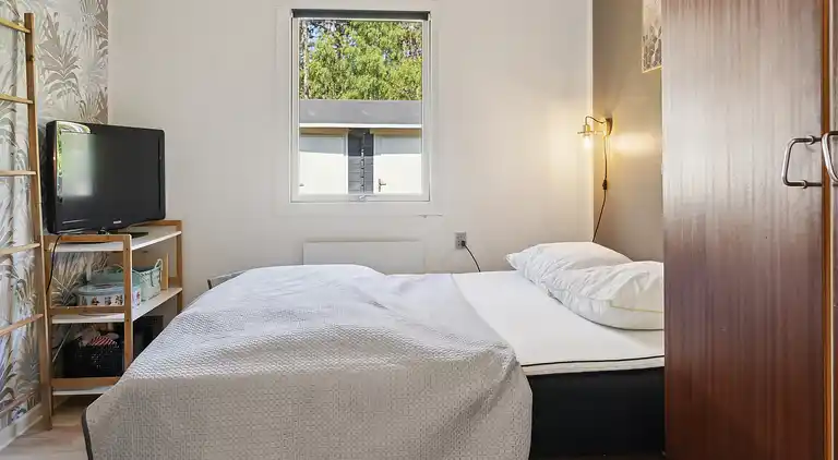 Hyggeligt sommerhus med vildmarksbad