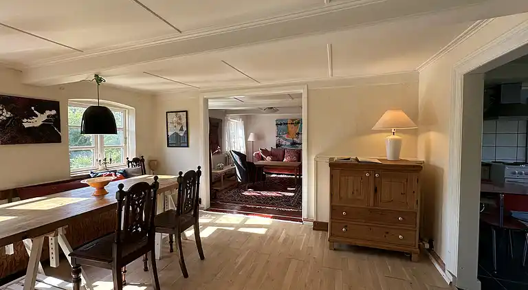 Hyggelig, ældre ejendom på Ærø.