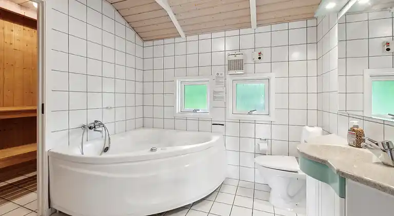 Schönes Sommerhaus mit Meerblick