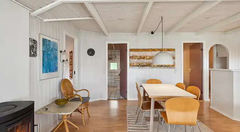 Schönes Sommerhaus mit Meerblick