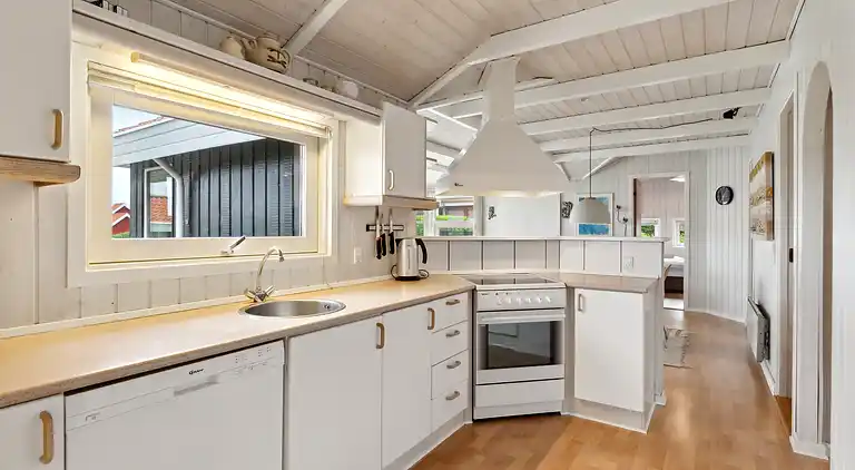 Schönes Sommerhaus mit Meerblick