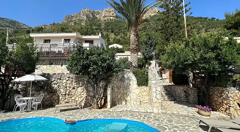 Villa in Castellammare del Golfo