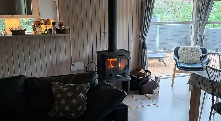 Hyggeligt sommerhus i rolige omgivelser.