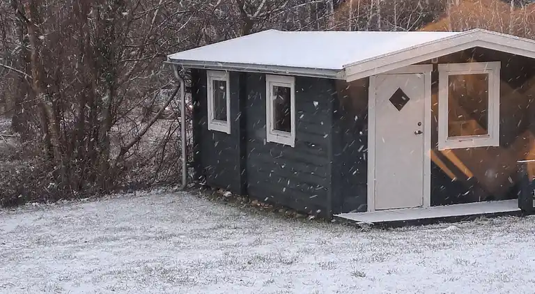 Hyggeligt sommerhus i rolige omgivelser.