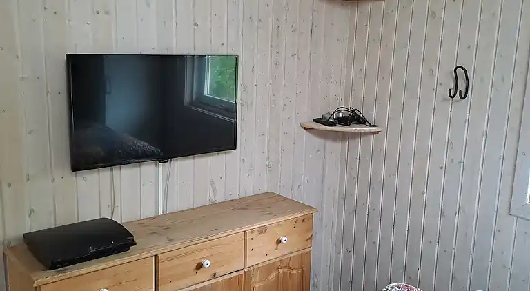 Hyggeligt sommerhus i rolige omgivelser.