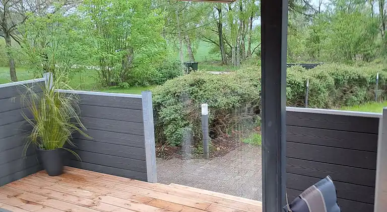 Hyggeligt sommerhus i rolige omgivelser.