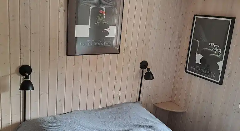 Hyggeligt sommerhus i rolige omgivelser.