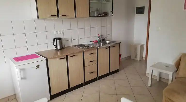 1-Zimmer-Ferienwohnung mit Terrasse Zavala, Hvar (A-128-d)