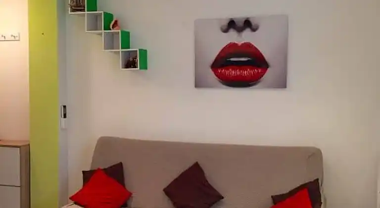 One bedroom apartment near beach Zavalatica, Korčula