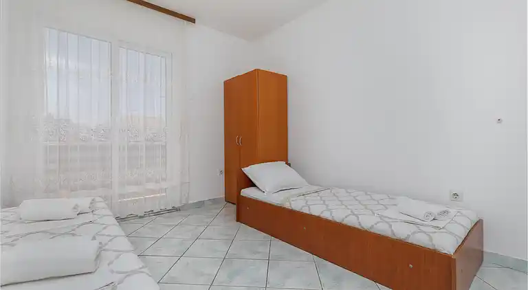 3-Zimmer-Ferienwohnung mit Balkon und Meerblick Podaca,