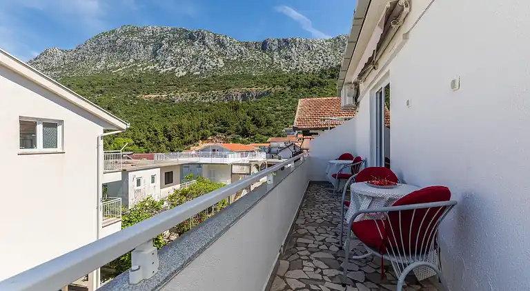 3-Zimmer-Ferienwohnung mit Balkon und Meerblick Podaca,