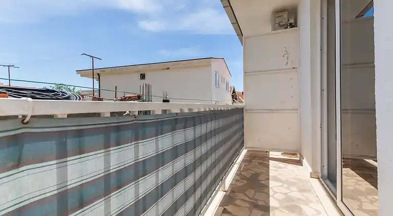 3-Zimmer-Ferienwohnung mit Balkon und Meerblick Podaca,