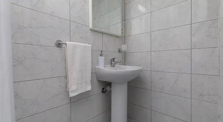 3-Zimmer-Ferienwohnung mit Balkon und Meerblick Podaca,