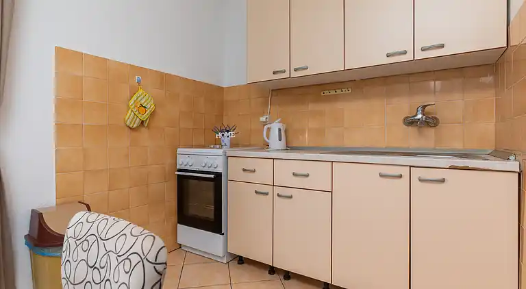 3-Zimmer-Ferienwohnung mit Balkon und Meerblick Podaca,