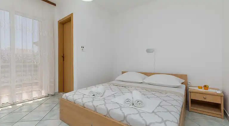 3-Zimmer-Ferienwohnung mit Balkon und Meerblick Podaca,