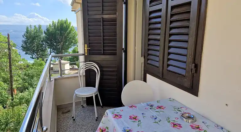Studio flat near beach Omiš (AS-771-a)