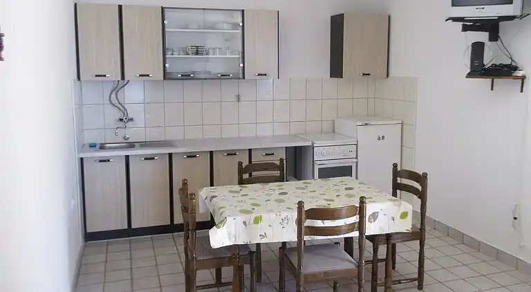 2-Zimmer-Ferienwohnung mit Terrasse und Meerblick Pisak