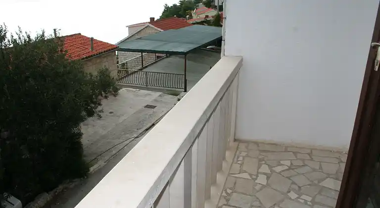 2-Zimmer-Ferienwohnung mit Terrasse und Meerblick Pisak