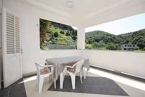 2-Zimmer-Ferienwohnung am Strand Supetarska Draga - Donja,