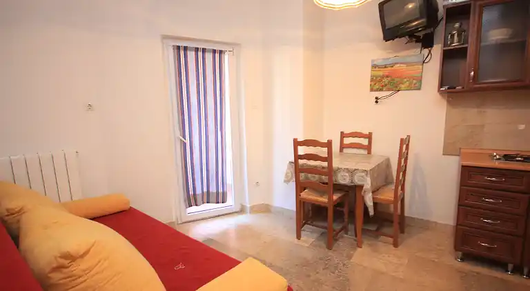 One bedroom apartment with terrace Rovinj (A-3394-b)