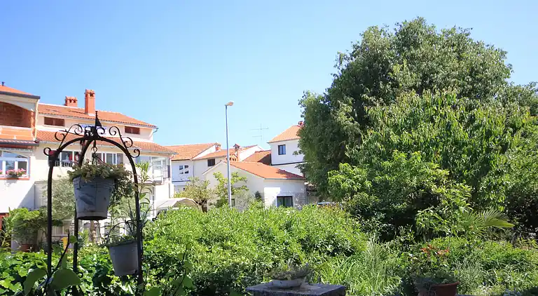 One bedroom apartment with terrace Rovinj (A-3394-b)