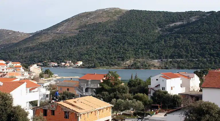 One bedroom apartment with terrace and sea view Grebaštica,