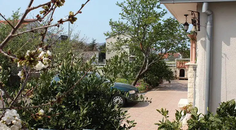 One bedroom apartment with terrace Grebaštica, Šibenik