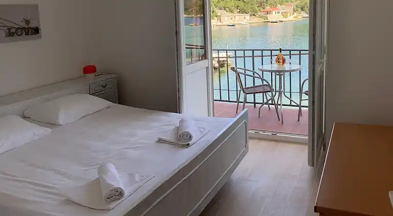 1-Zimmer-Ferienwohnung am Strand Okuklje, Mljet (A-4912-e)