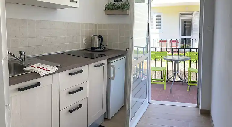 1-Zimmer-Ferienwohnung am Strand Okuklje, Mljet (A-4912-e)