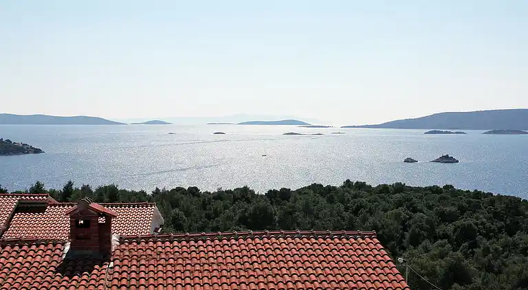 One bedroom apartment with balcony and sea view Seget