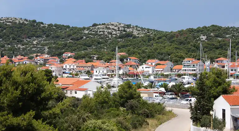 Two bedroom apartment with terrace and sea view Jezera,