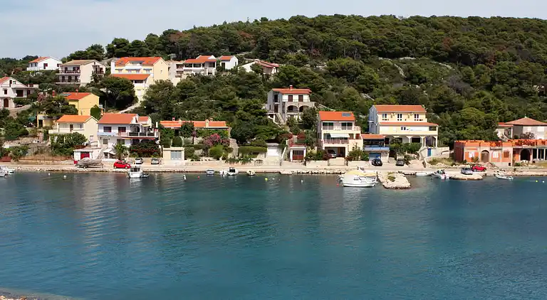 1-Zimmer-Ferienwohnung mit Terrasse und Meerblick Tisno,