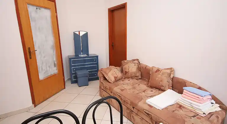 1-Zimmer-Ferienwohnung mit Terrasse und Meerblick Tisno,