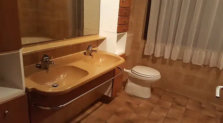 Two bedroom apartment with terrace and sea view Jezera,