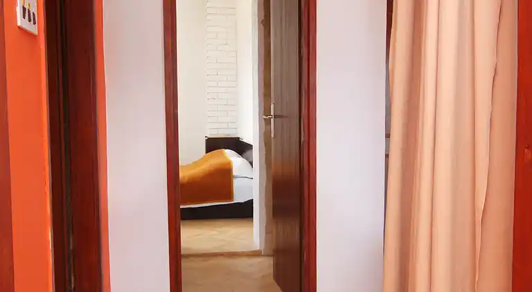 Two bedroom apartment with terrace and sea view Jezera,