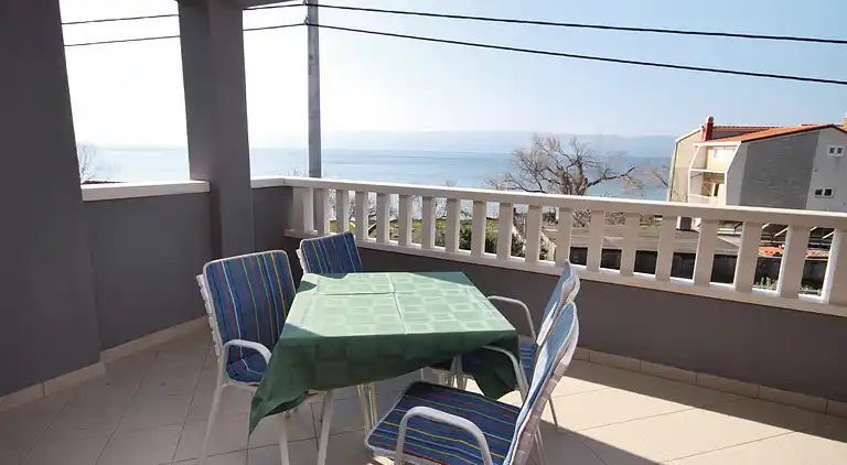 2-Zimmer-Ferienwohnung mit Terrasse und Meerblick Duce, Omis