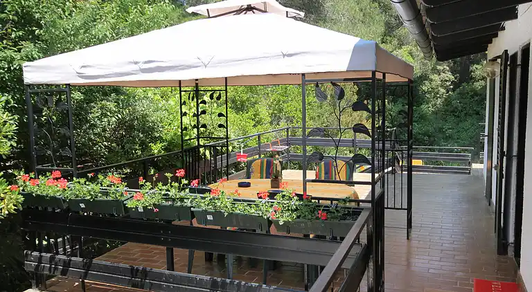 2-Zimmer-Ferienwohnung mit Terrasse Artatore, Losinj