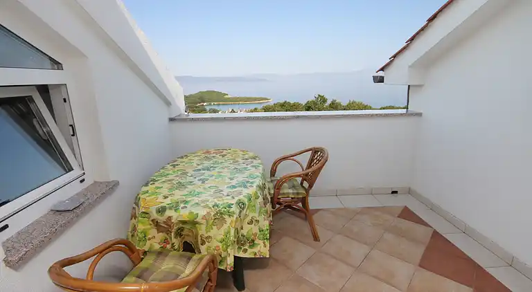 1-Zimmer-Ferienwohnung mit Terrasse und Meerblick Njivice,