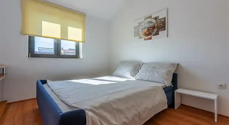 Comfortable and spacious house with terrace and sea view