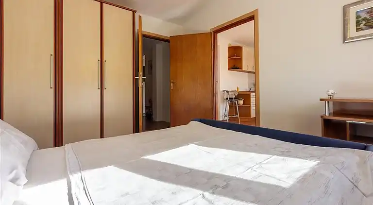 Comfortable and spacious house with terrace and sea view