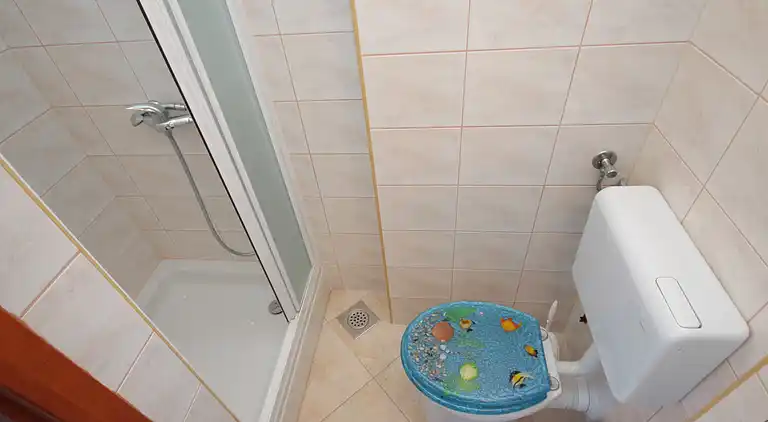 1-Zimmer-Ferienwohnung mit Terrasse und Meerblick Njivice,